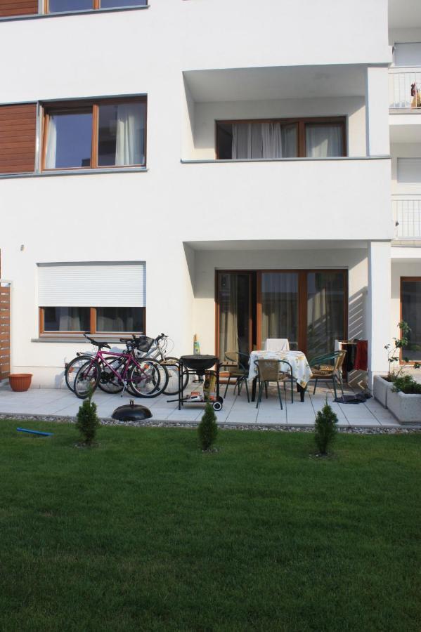 Swinoujscie Platan Patio 2- Berry Apartments Εξωτερικό φωτογραφία
