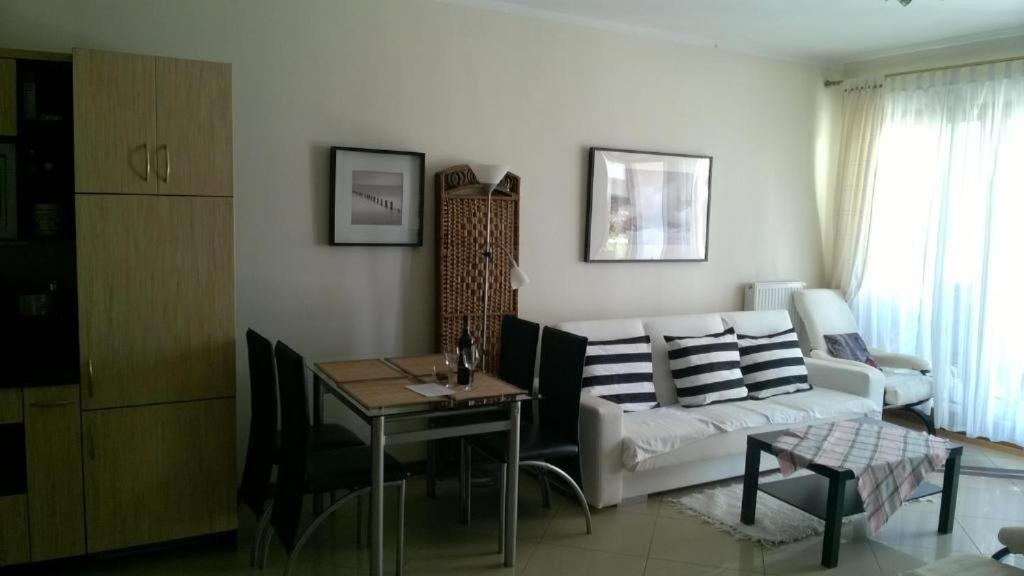 Swinoujscie Platan Patio 2- Berry Apartments Εξωτερικό φωτογραφία